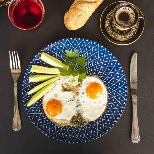 چه صبحانه ای مناسب افراد دیابتی است؟، تخم مرغ نیمرو