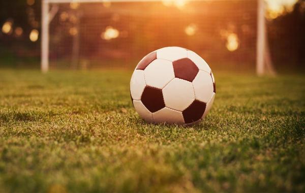 5 نکته طلایی برای انتخاب برترین توپ فوتبال و روش نگهداری از آن