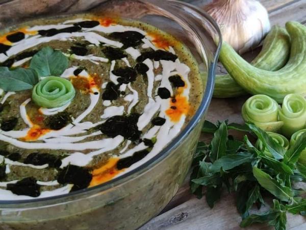 طرز تهیه آش خیار چنبر به 2 روش اراک و همدان